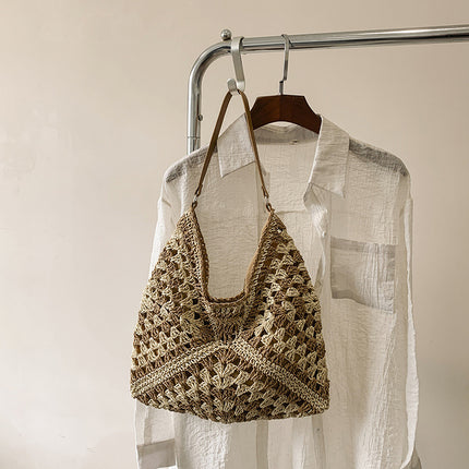 Handmade Straw Shoulder Bag – Hollow Woven Contrast Design